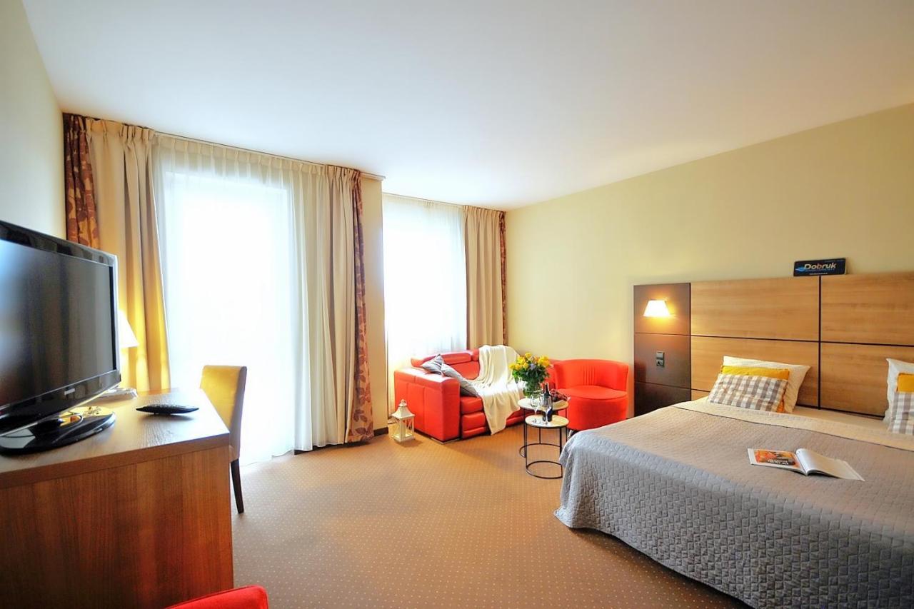 Apartament 200M Od Plazy Dobruk Apartamenty W Diwa Spa 4 Gwiazdki 코워브제크 외부 사진