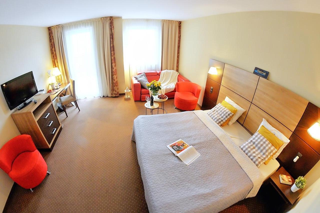 Apartament 200M Od Plazy Dobruk Apartamenty W Diwa Spa 4 Gwiazdki 코워브제크 외부 사진